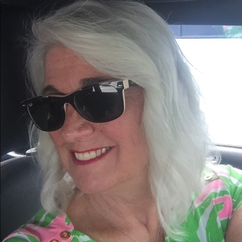 Meet your Posher, Peggy